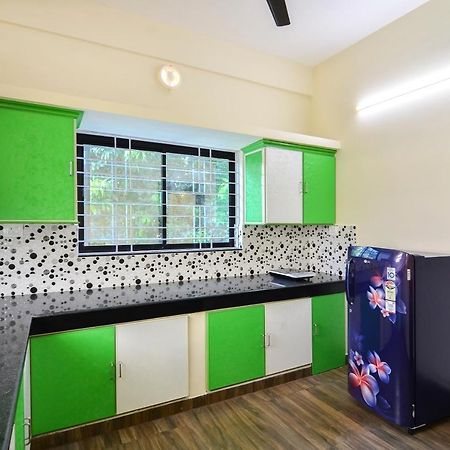 Oyo Home 81801 Akash Villa Trippapur Zewnętrze zdjęcie