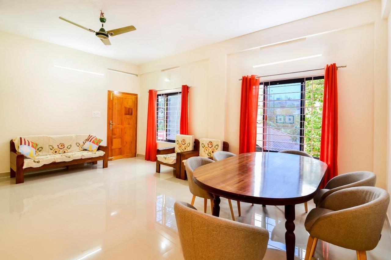 Oyo Home 81801 Akash Villa Trippapur Zewnętrze zdjęcie