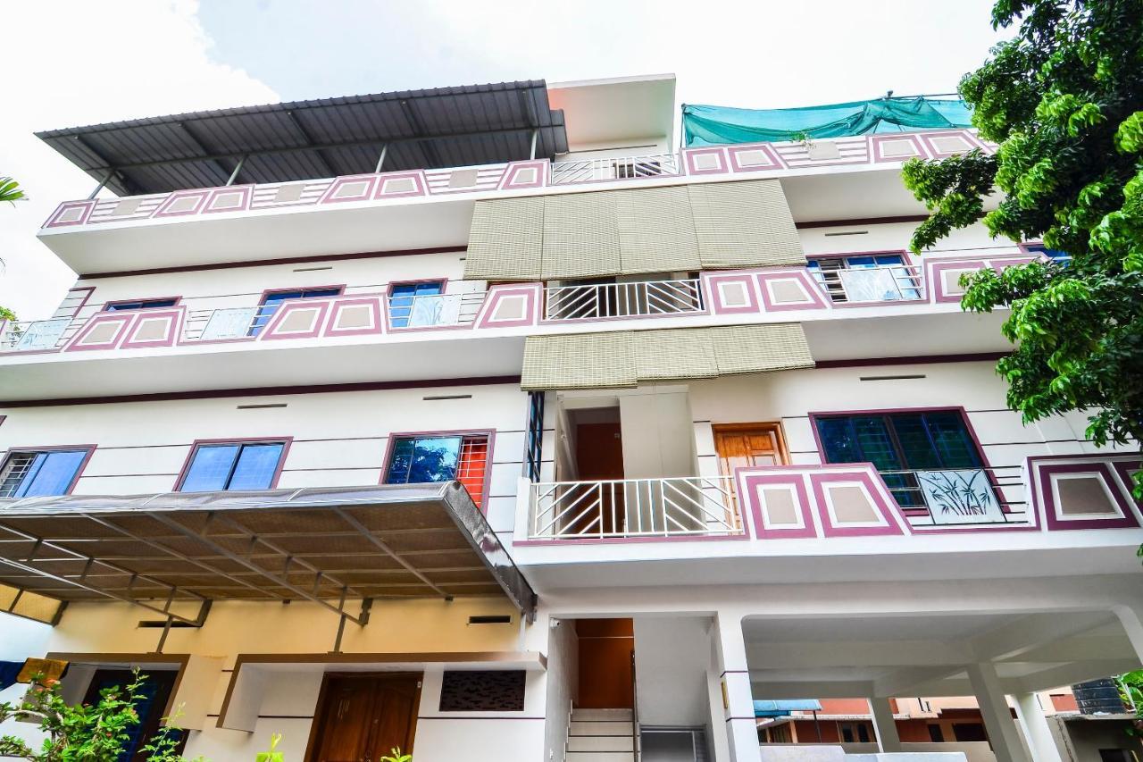 Oyo Home 81801 Akash Villa Trippapur Zewnętrze zdjęcie