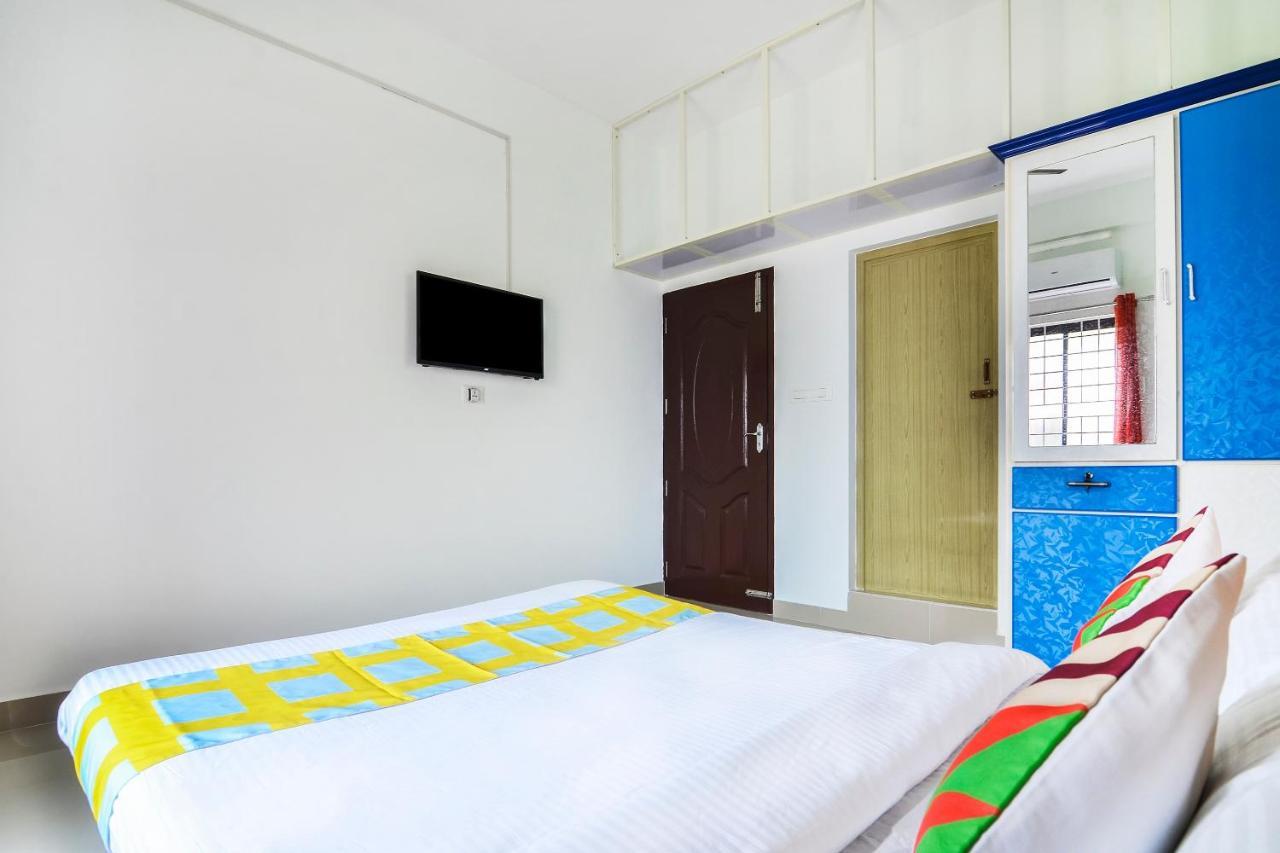 Oyo Home 81801 Akash Villa Trippapur Zewnętrze zdjęcie